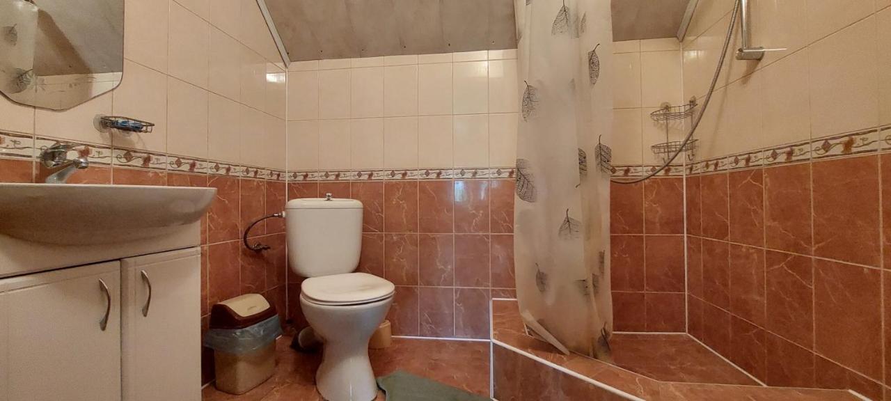 Біля Погару Hotel Slavske Buitenkant foto